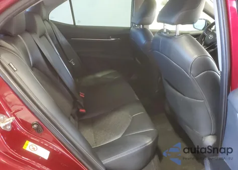 2018 Toyota Camry Xse z USA, uszkodzony, nr VIN 4T1B61HK1JU587351